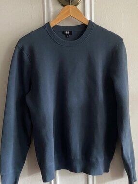 Blue Gray Uniqlo Crewneck